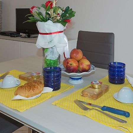 Tra Norba E Norma Villa Exteriör bild